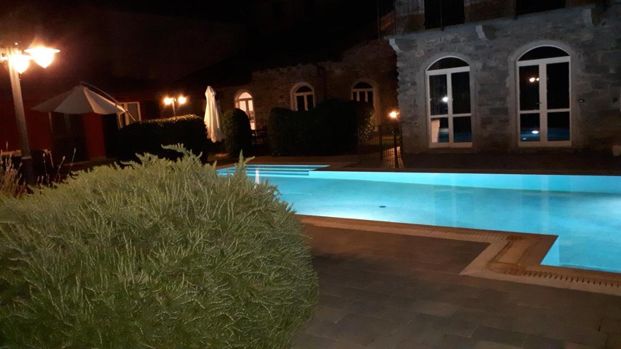 Bellagio Dreams Apt, Pool, With Private Garden, Near Lake Bagian luar foto